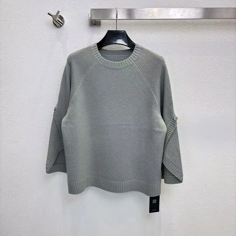 Damski sweter z wełny i kaszmiru, okrągły dekolt, unikalne rękawy zapinane na guziki, stylowy i uniwersalny pulower, sezon jesienny, nowy.