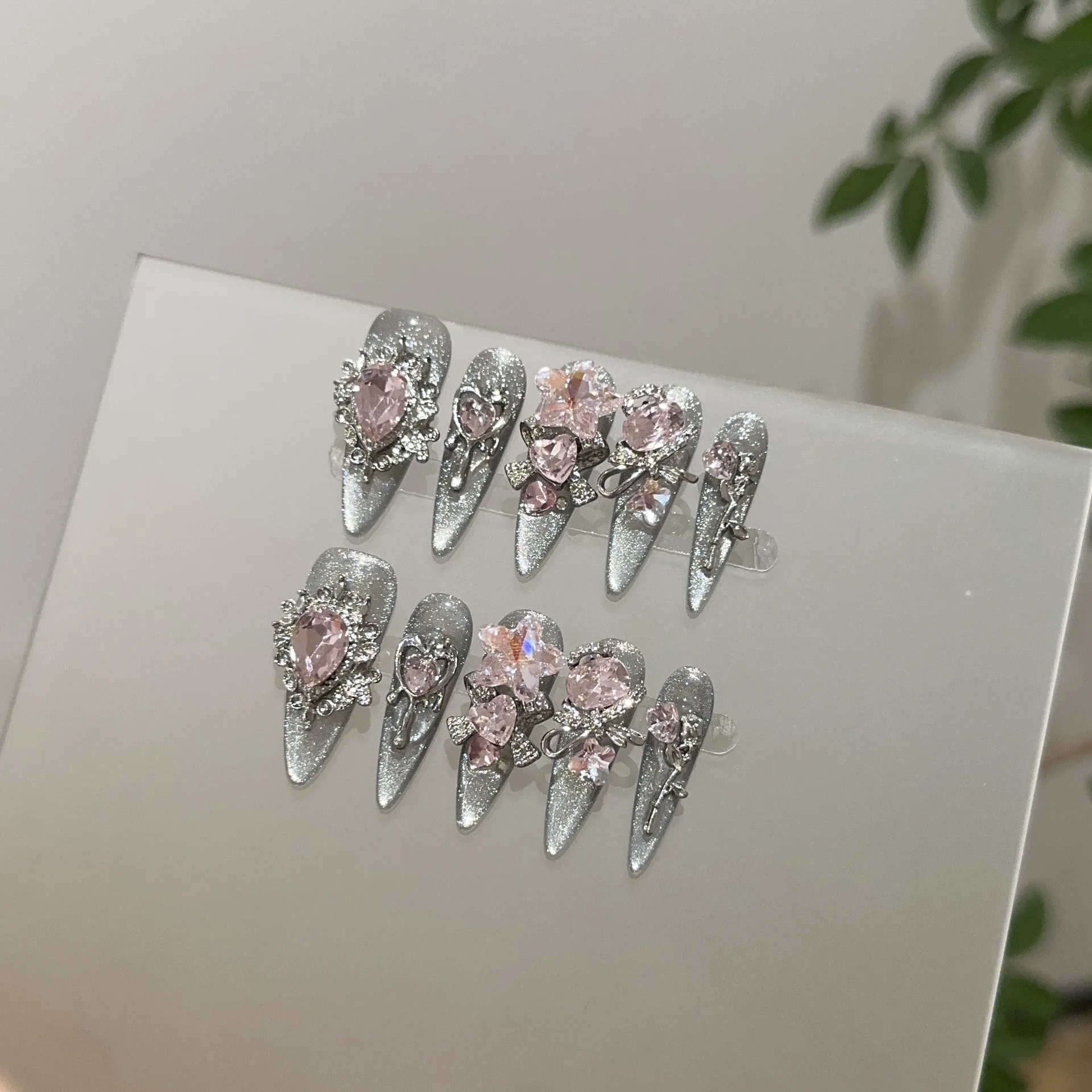 10pcs Transparent Black-Silver Cat-Eye Handmade Nails Heavy-Duty Pink Rhinestones Press on Nail Long Pointed Fake Nail for Women