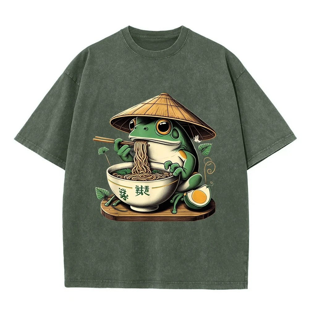 Frog Eating Ramen Kawaii Neko Japanese Noodles Anime Lovers T-Shirt Футболка Y2k Camisetas Divertidas Hombre Men's Clothing