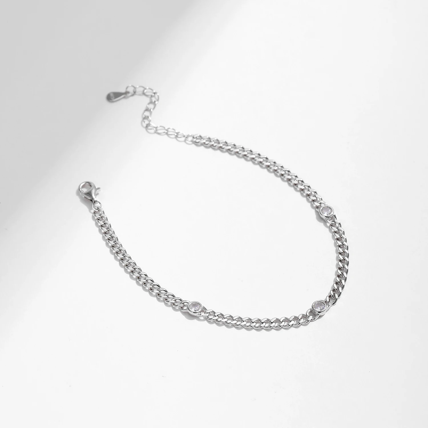 MODIAN White Gold Plated D Color Round Moissanite Twisted Bracelet 925 Sterling Silver VVS1 Dainty Adjustable Jewelry Gifts