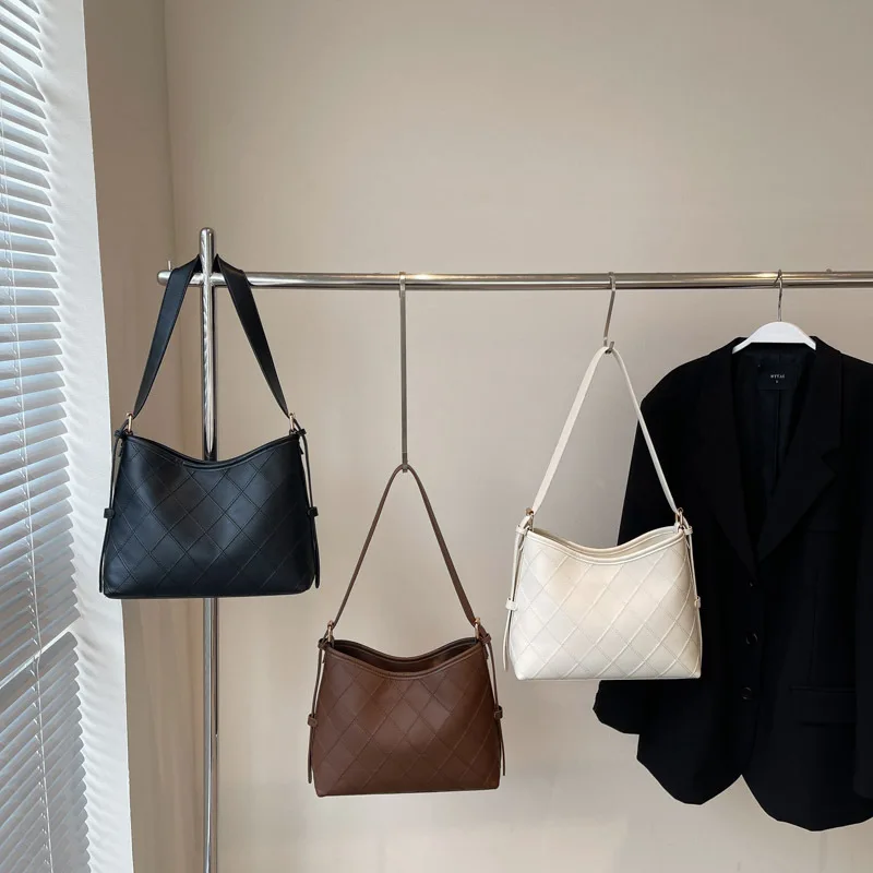 

Женская сумка через плечо с ромбовидной решеткой, однотонная квадратная сумка из синтетической кожи, французские модные сумки роскошного дизайна