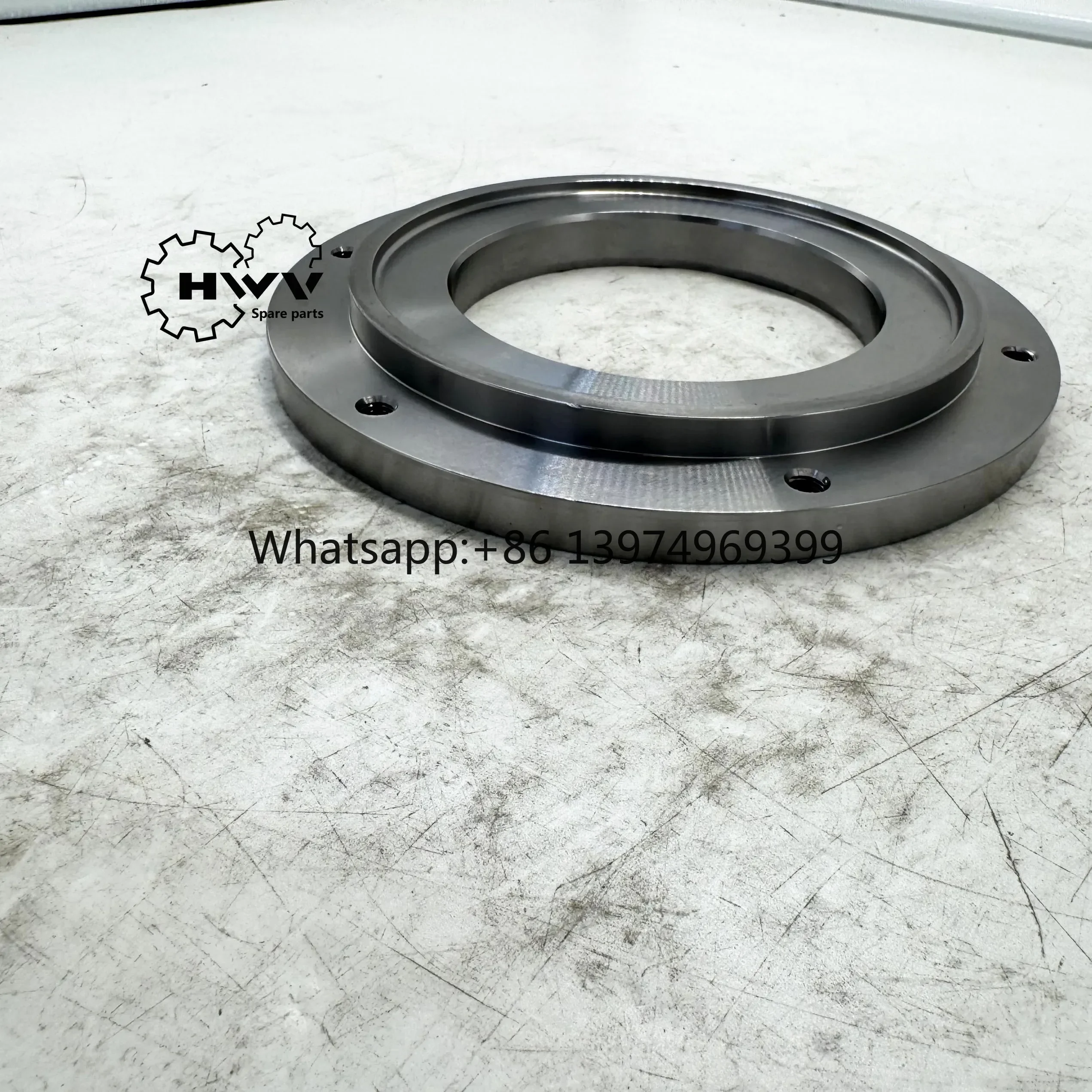 Factory Supply 58834995 RM58834995 Bearing Cap for Wheel Loader L120H L150H L180H L220H L260H