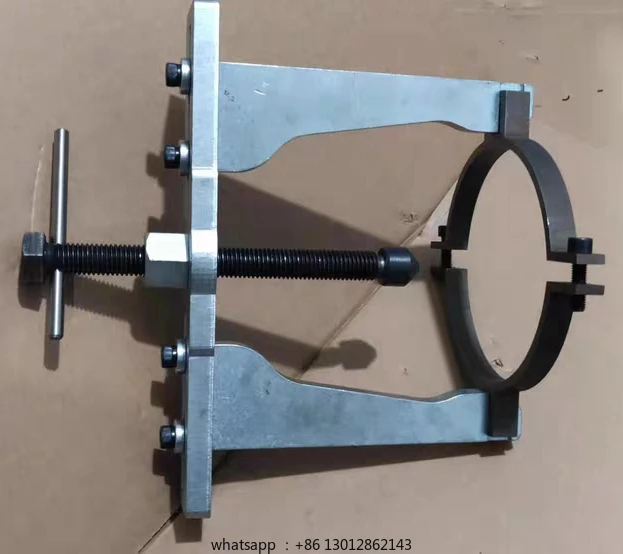 

Инструмент для установки и снятия цепи гидравлического цилиндра трансмиссии