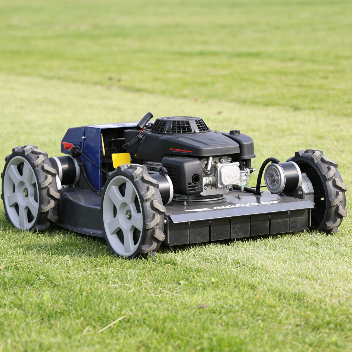 

Customized Industrial Weeding Machine Remote Control Lawn Mower Heavy Duty for Factory Warehouse Area and Industrial Zone flail