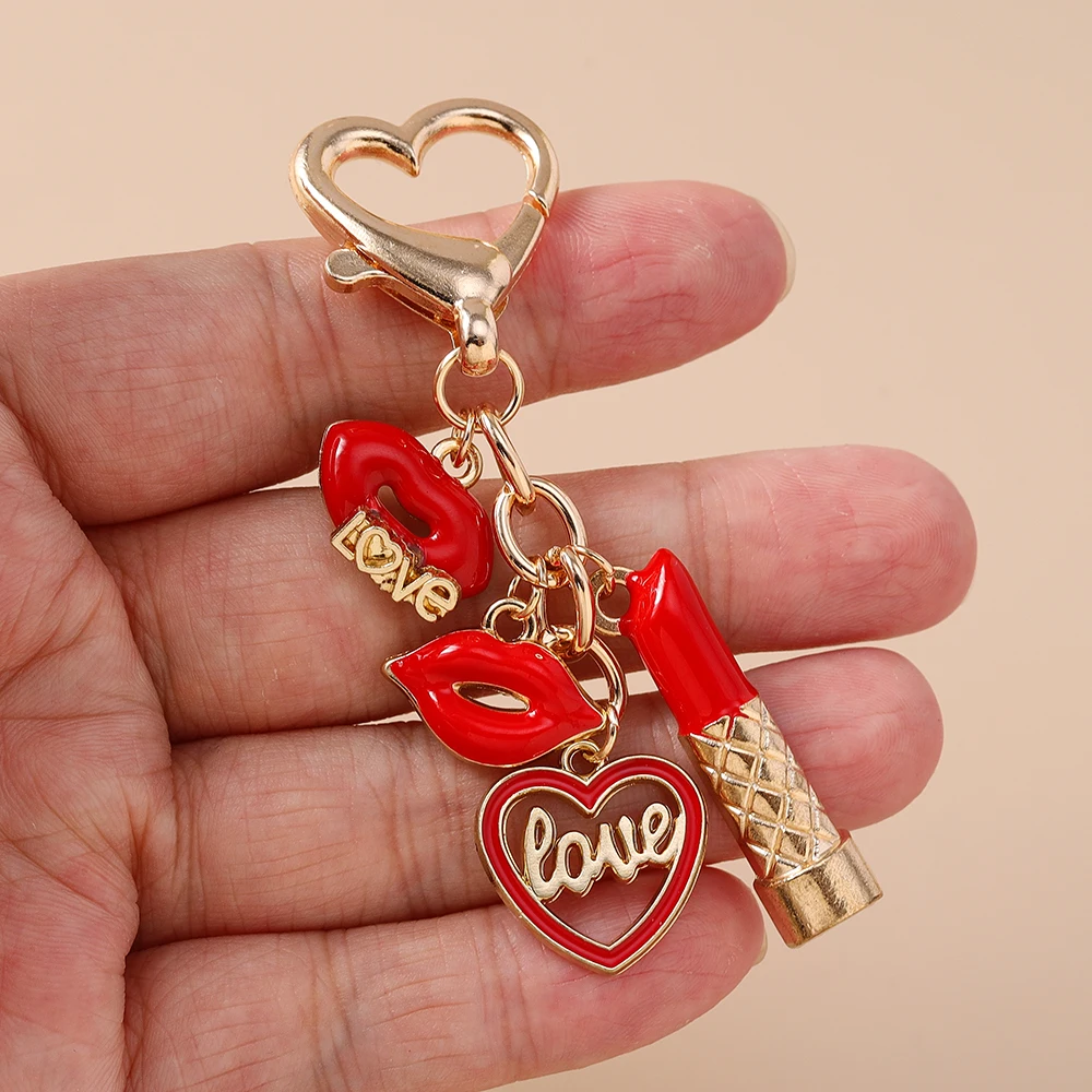 Aihua Hübscher Lippenstift-Schlüsselanhänger mit roten Lippen, Herz- und Rosenblüten-Motiv, für Frauen und Mädchen, Geburtstagsgeschenk, Schmuckanhänger für Handtaschen – Detail 5