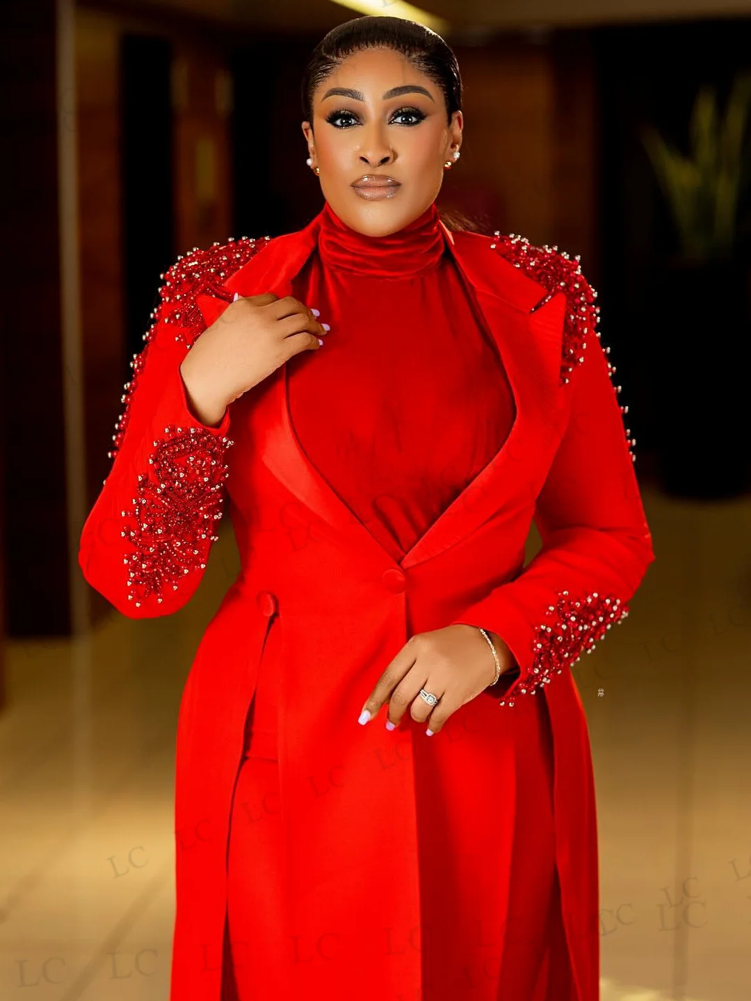 بدلات نسائية فاخرة 2 قطعة زر واحد سترة طويلة السراويل بلغت ذروتها التلبيب اللؤلؤ الماس حجم كبير مخصص أم العروس