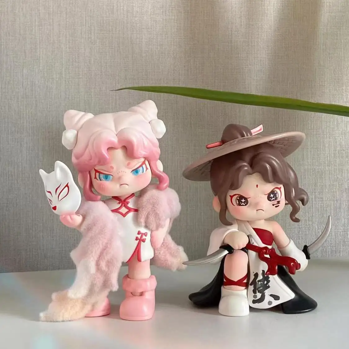 DORA No Taboo-serie vijf generatie blinde doos trendy pop ornament internet beroemdheid handgemaakte collectie auto ornament cadeau