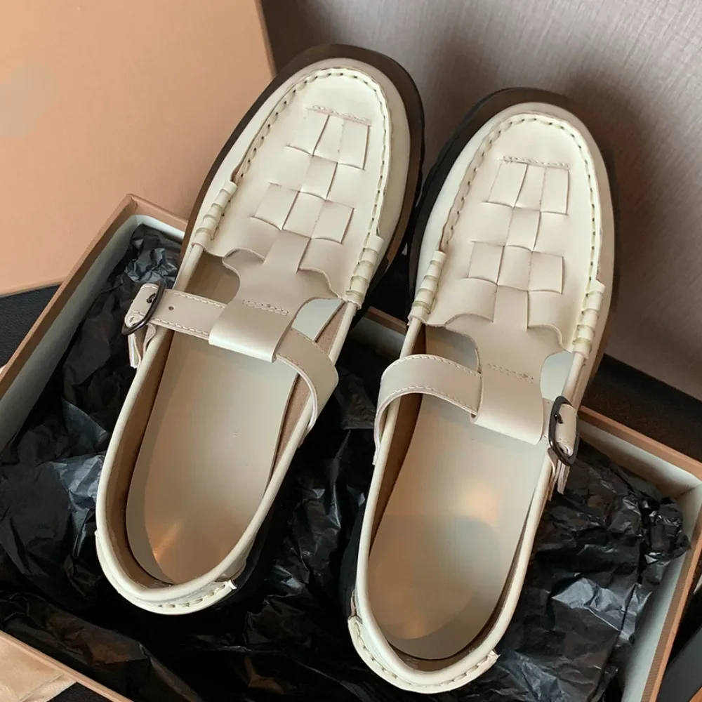 

NIGO Women Summer Woven Loafers Flat Thick Bottom Cowhide Hollow Out White Sandals Temperament T-strap Single Shoes #NGSH1245