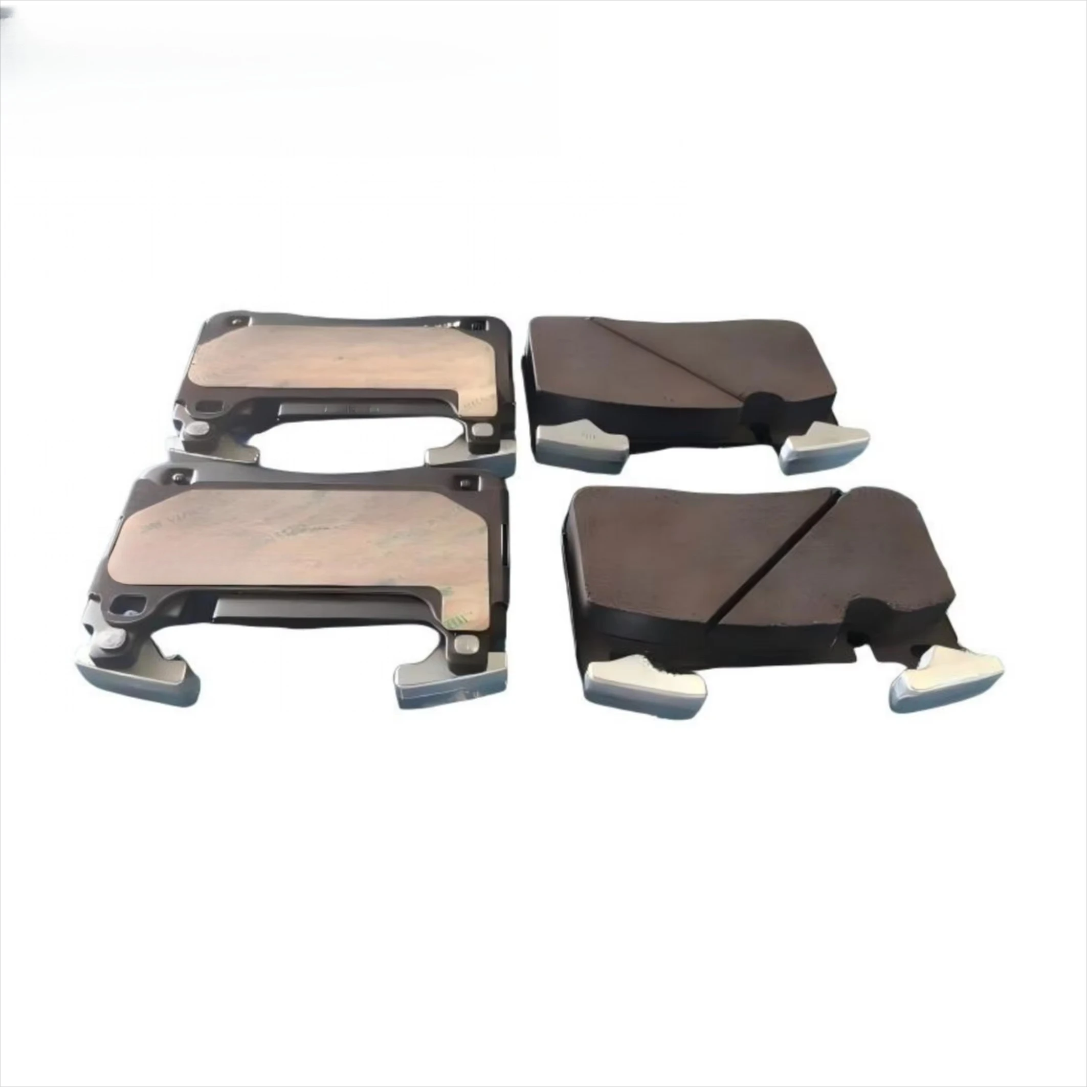 

Новый комплект передних дисковых тормозных колодок WX-3501500A, группа тормозных колодок для передней оси и передние тормозные колодки для суппорта.