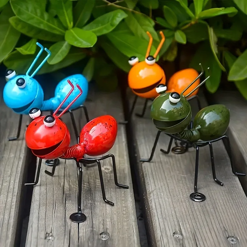 4pcs Metal Ant Garden Decoration Set 3D Sculpture Ant Art for Garden Courtyard Fence Decoration Eid Al-Adha Mubarak