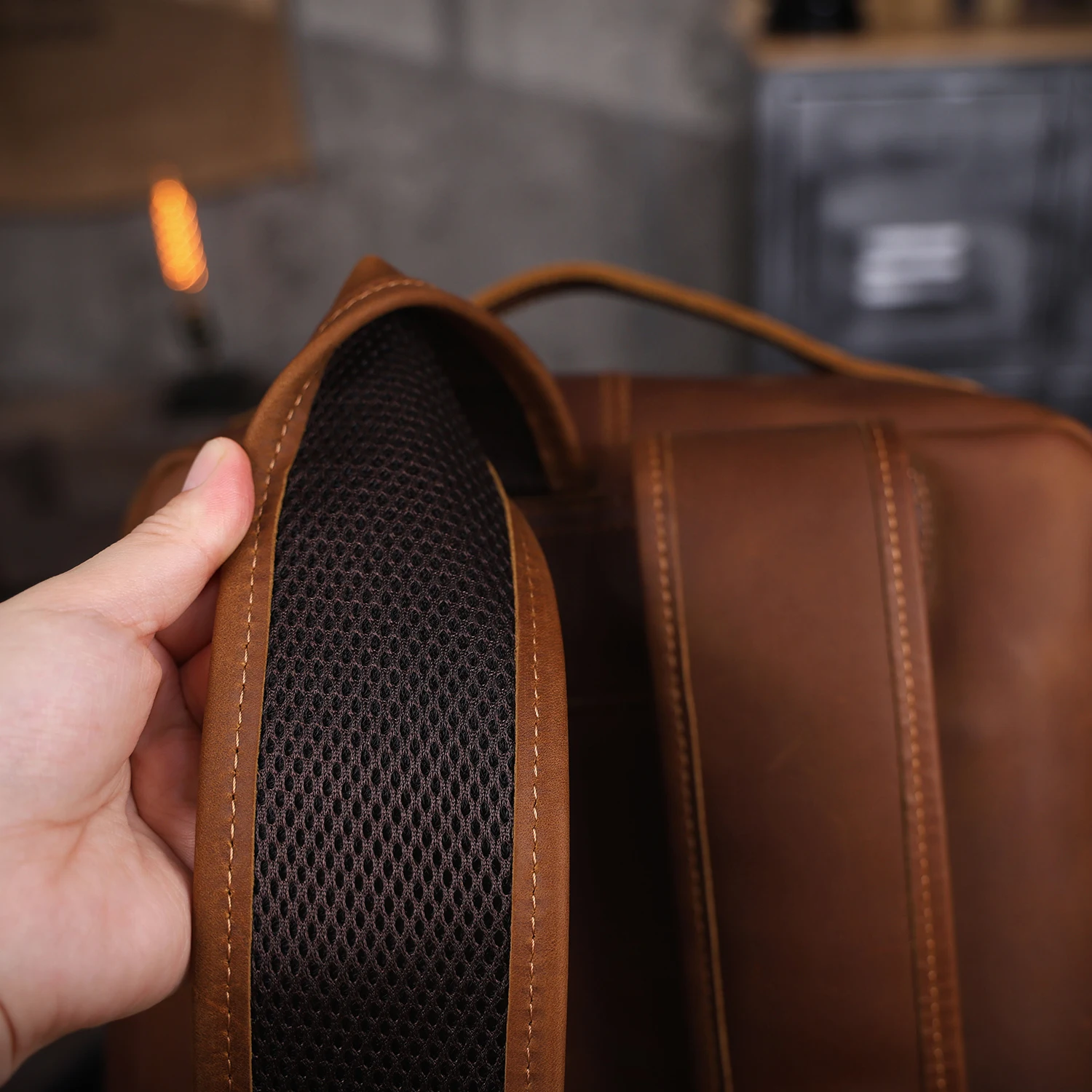 S.WORKER Vintage Echtleder-Rucksack 16" Laptop-Tasche Lässige Crazy-Horse-Leder-Schultasche Outdoor-Reise-Weekender-Tasche – Detail 8