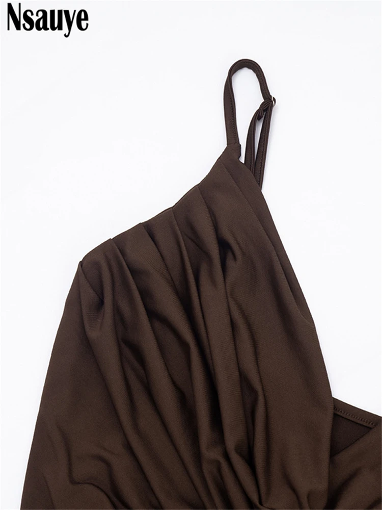Nsauye Vrouwen Lente Zomer Mode 2026 Mini Mouwloze Laag Uitgesneden V-hals Jurk Outfits Sexy Feestavond Jurk Nachtclub