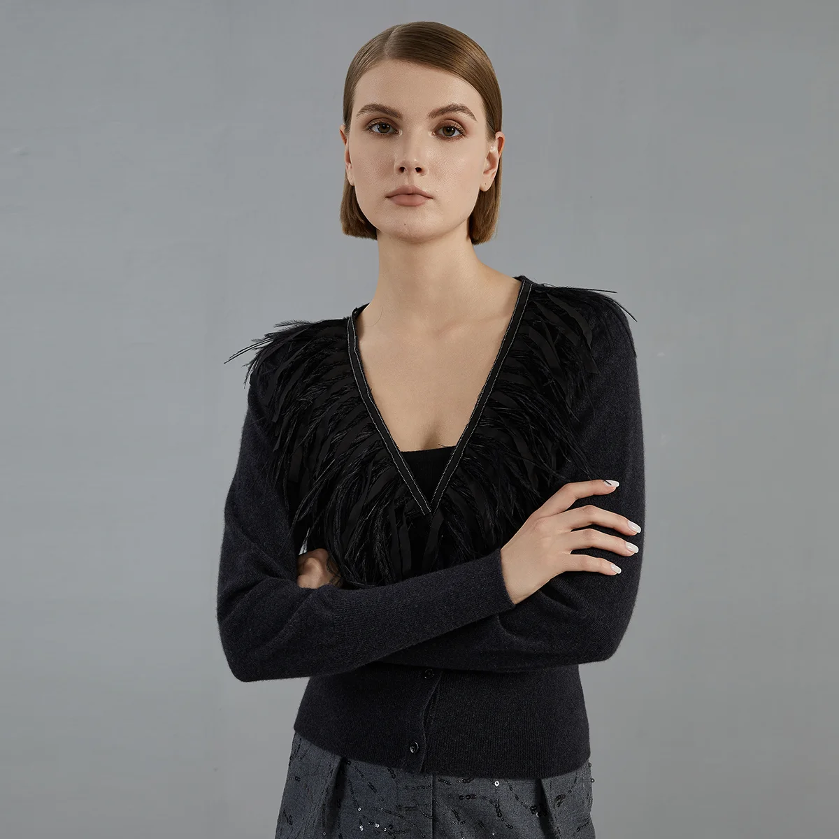 

BC787 Роскошный женский кашемировый вязаный свитер с v-образным вырезом и кисточками из страусиных перьев, 100% кашемир, модный женский свитер высокого качества