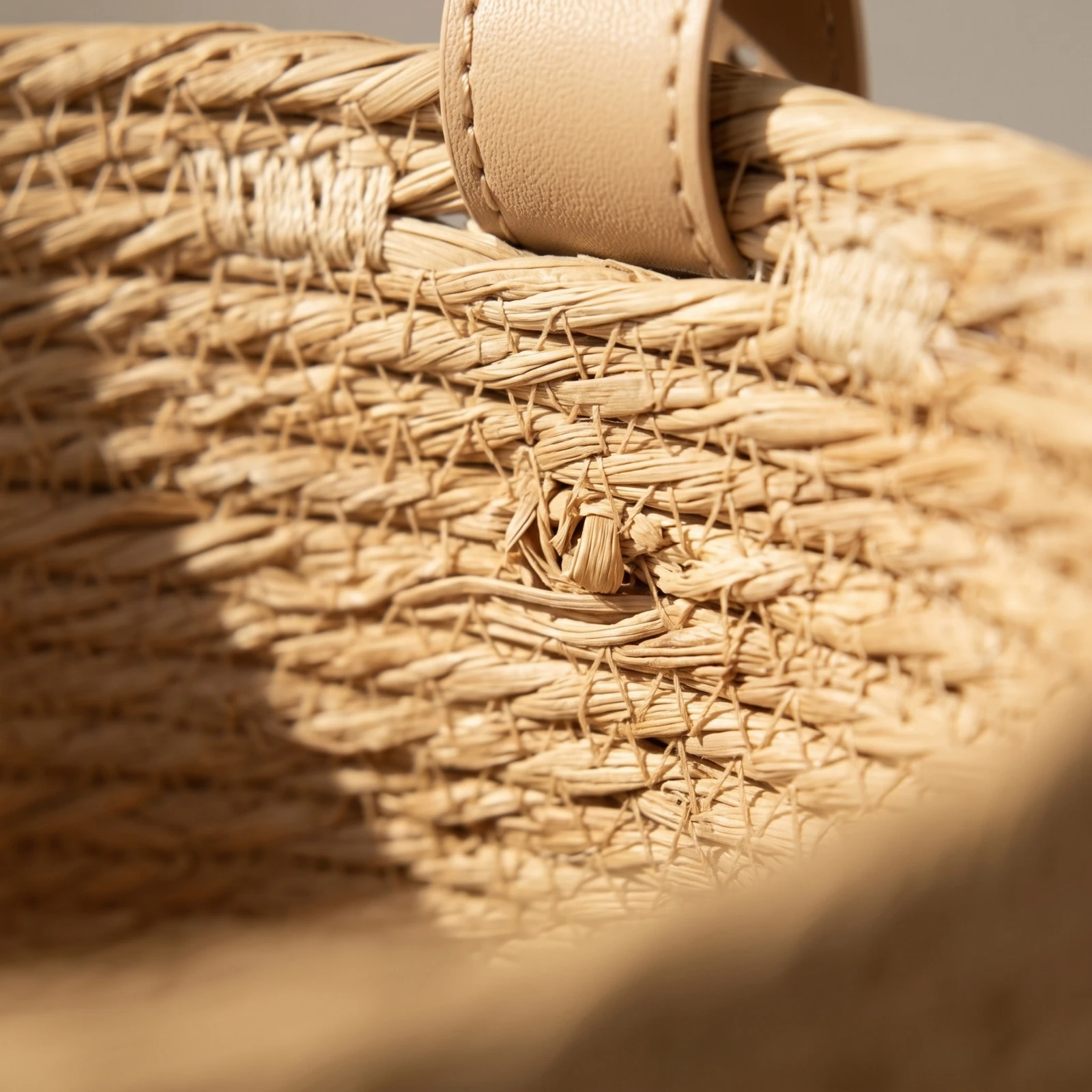 Woven Basket with Straps Adjustable Plastic Rattan Basket Sturdy Multifunctional for Children, Scooters, Strollers