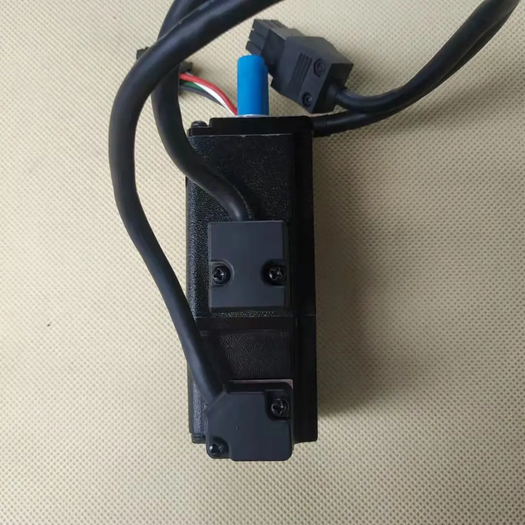 Novo servo motor AB 100W ECMA--C30401ES