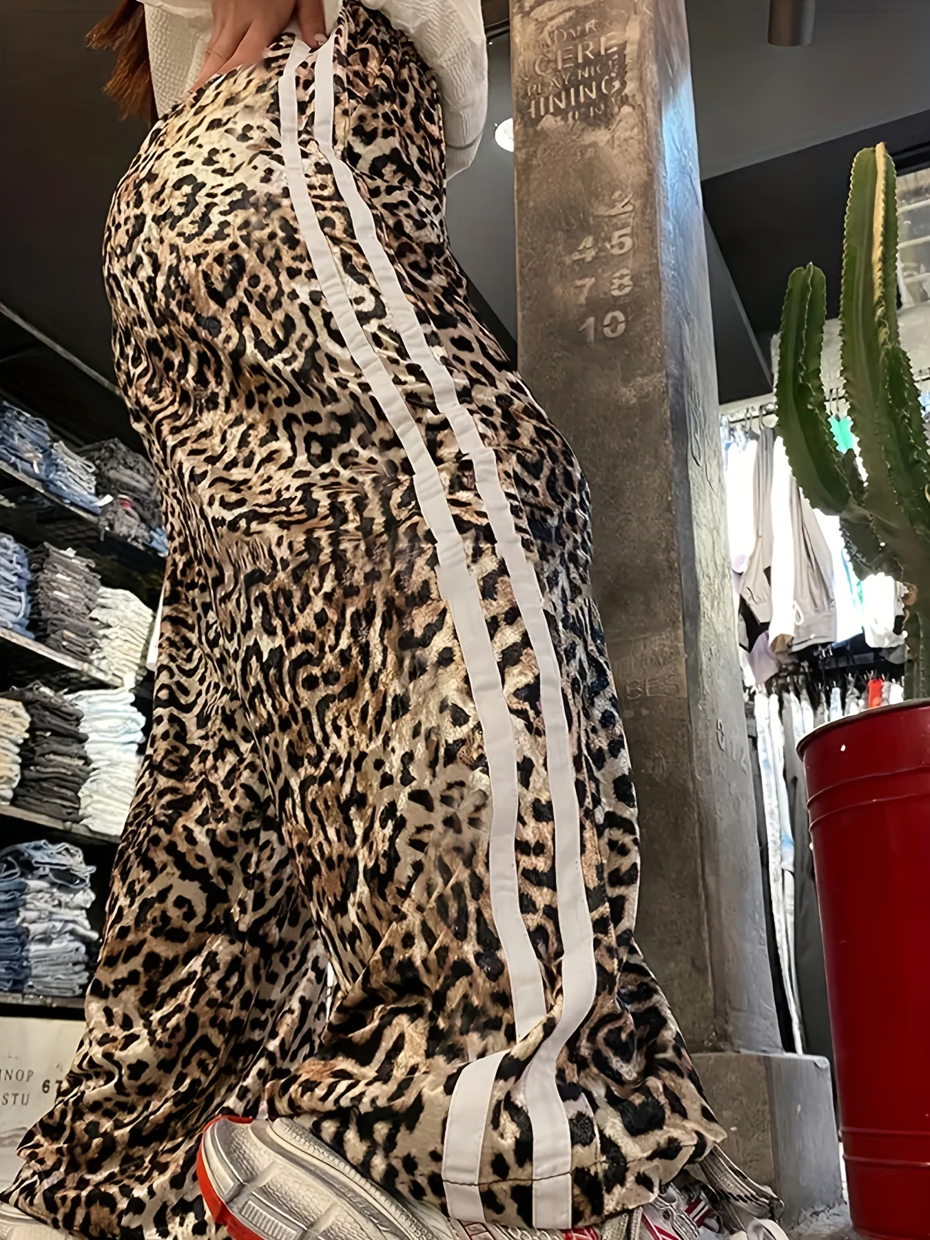 Ladies' Fashion Casual Leopard Print Pants