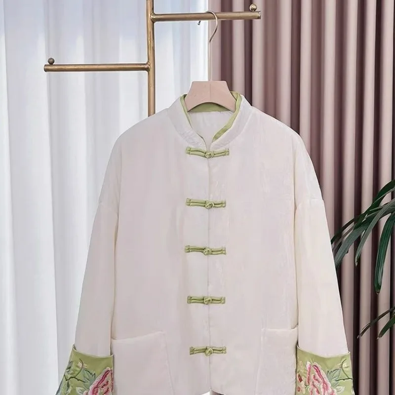 New Chinese-style Cotton-added Velvet Cotton-padded Jacket for Winter 2025 New Cuffs Color Embroidery Loose and Thin Tang Suit