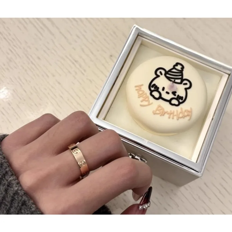 

Реквизит для фокусов, креативная автоматическая коробка с откидным медведем, вращающаяся конструкция, механизм-сюрприз, мини-торт, вращающаяся коробка-сюрприз