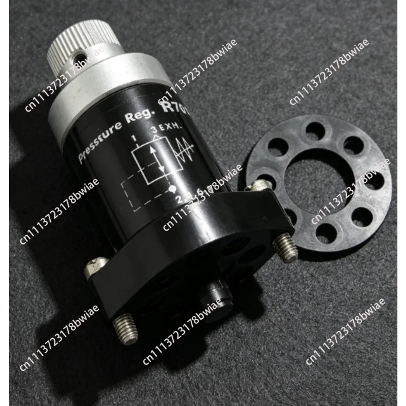 Pressure Reducing Valve R701 Precision Pneumatic Regulator, New 1pcs
