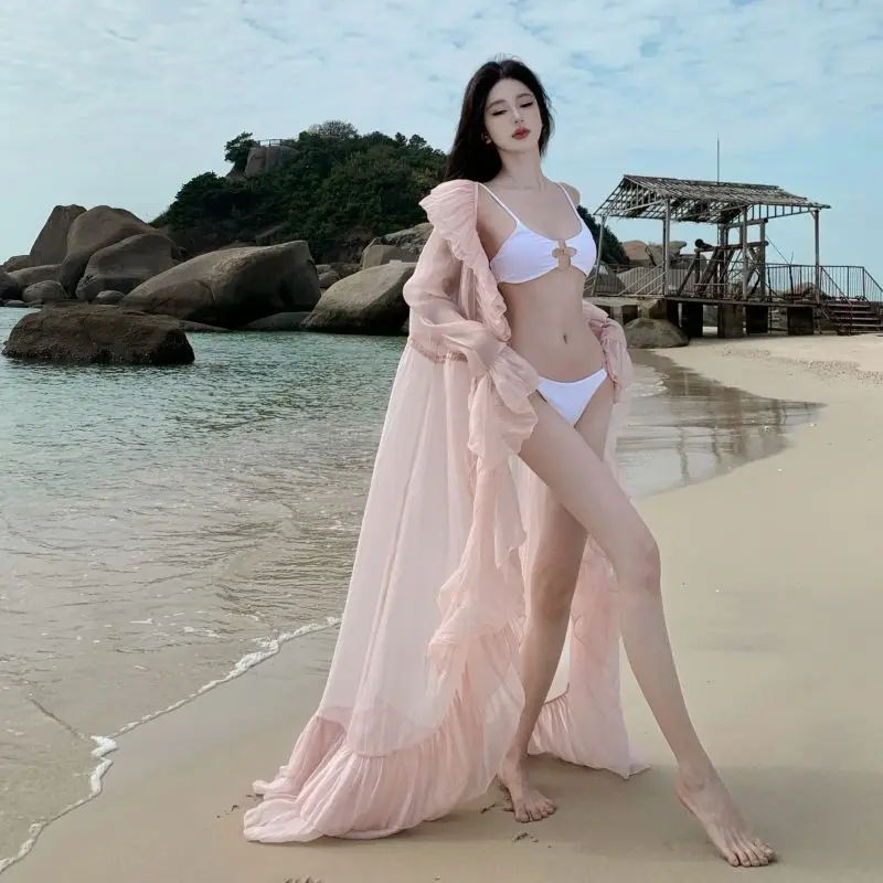 Wear high-end clothes suitable for going to the beach for vacation, take pictures, skirts, temperament cardigan skirts