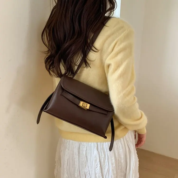 

2026 New Arrival Women's Shoulder Bag Luxury Large Capacity Tote Bag Fashion Crossbody Bag