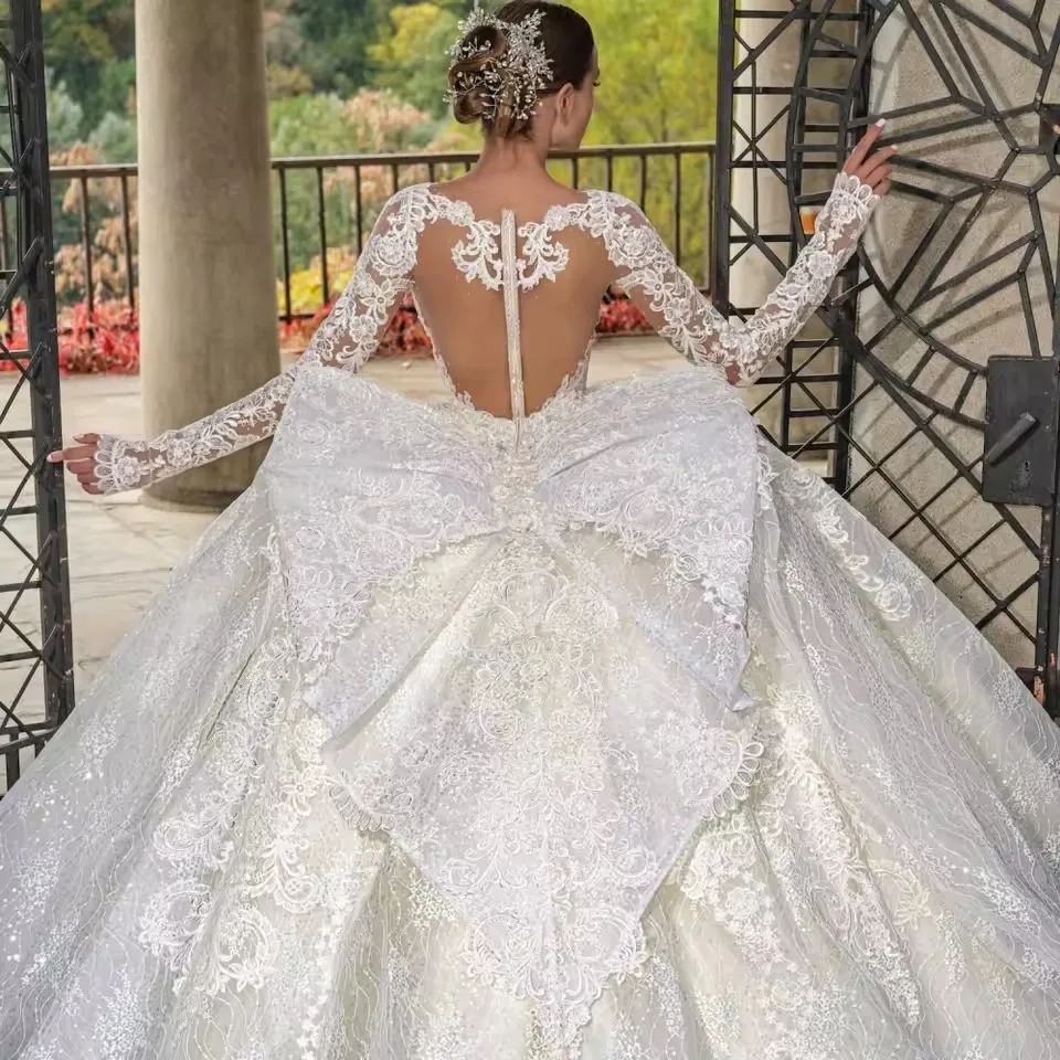 2026 Long Sleeve Lace Wedding Dress Sweetheart Neck Princess Bridal Gown Appliques Custom Ball Gown Vestido de Noiva