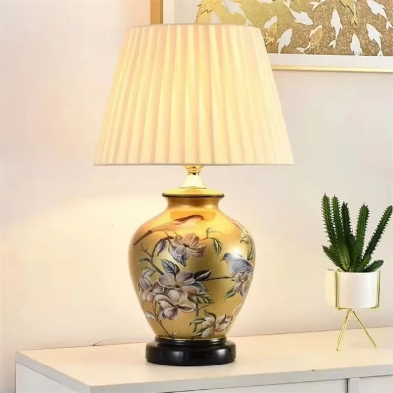 

Customized Classic creative bedside eye protection lamp Classic golden ball desk glass lampshade desk lamp