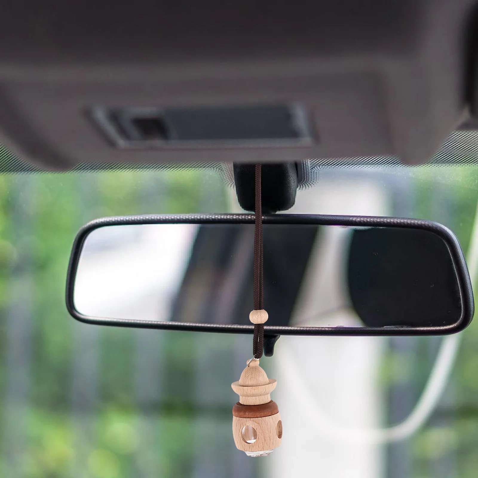 

Portable Oil Diffuser for Car Wooden Hanging Air Freshener Refillable Pendant with Bohemian Design Car Interior Decoration