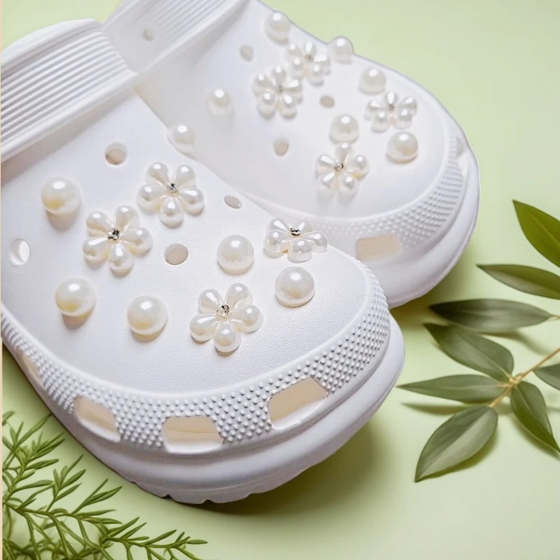 20PCS Shoe Charms Set Summer Fashion Accessories Hole Shoe Buckle Cute Pearl Daisies 3D Decorations for Bogg Bag Gift
