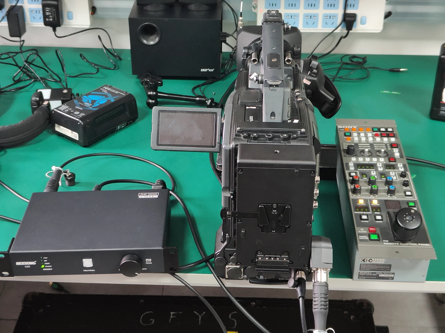 

Удаленная функция 2,5 мм подходит для камеры So Ny Fx6 с Pgm Tally 12g Sdi Video в оптоволоконном виде Odc 10 км EFP Волоконно-оптический преобразователь