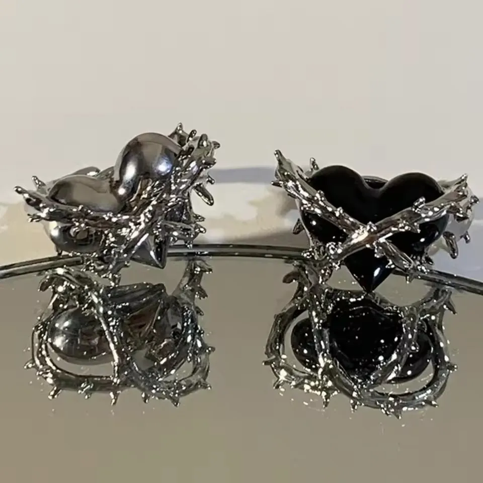 Vintage Schwarz Spiked Heart Ring Damen Herz Unregelmäßige Paar Ringe Gothic Halloween Punk Offene End Ringe StreetPartyAccessories