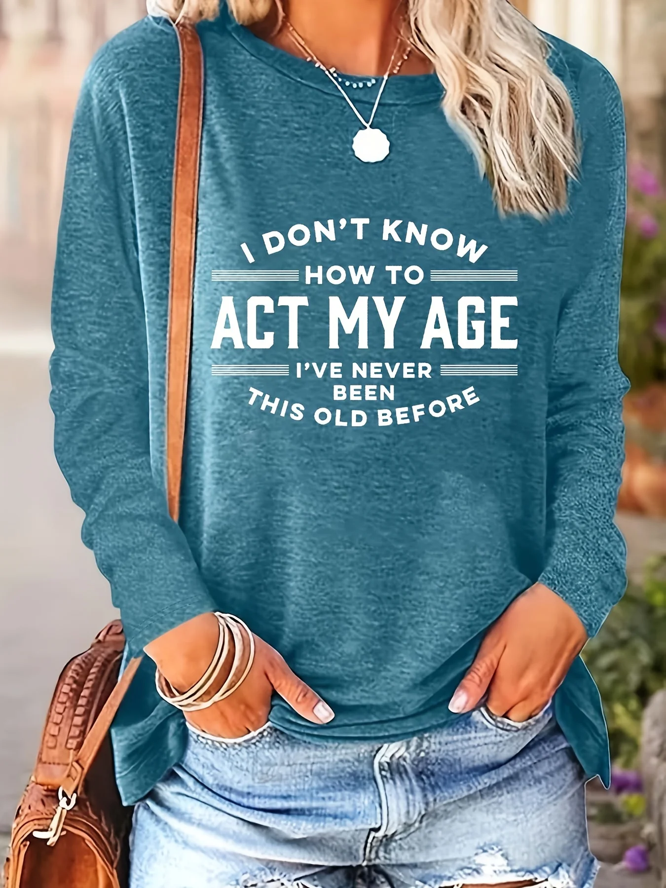 Damska koszulka z długim rękawem, okrągły dekolt, luźny krój, modny wzór z literami, 100% czysta bawełna, idealna na wiosnę i jesień.