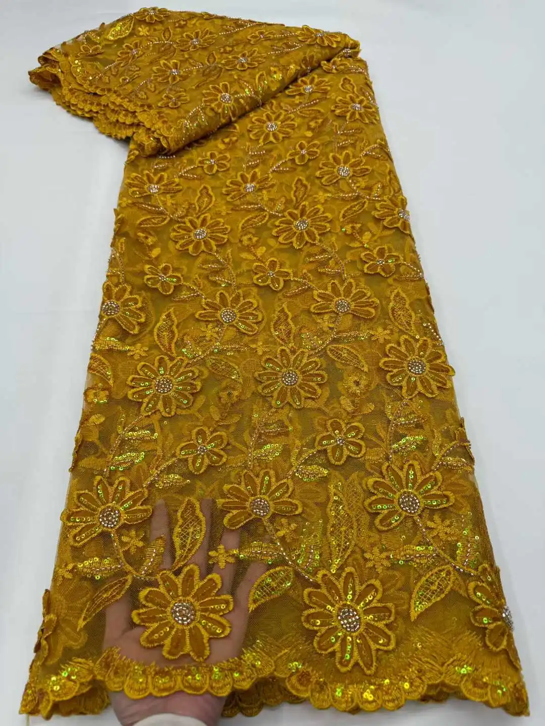 ผ้าลูกไม้แอฟริกัน 2025 คุณภาพสูง ประดับลูกปัดทำมือ ผ้าลูกไม้เจ้าสาวหรูหรา ปักเลื่อมประดับลูกปัดสำหรับงานแต่งงาน