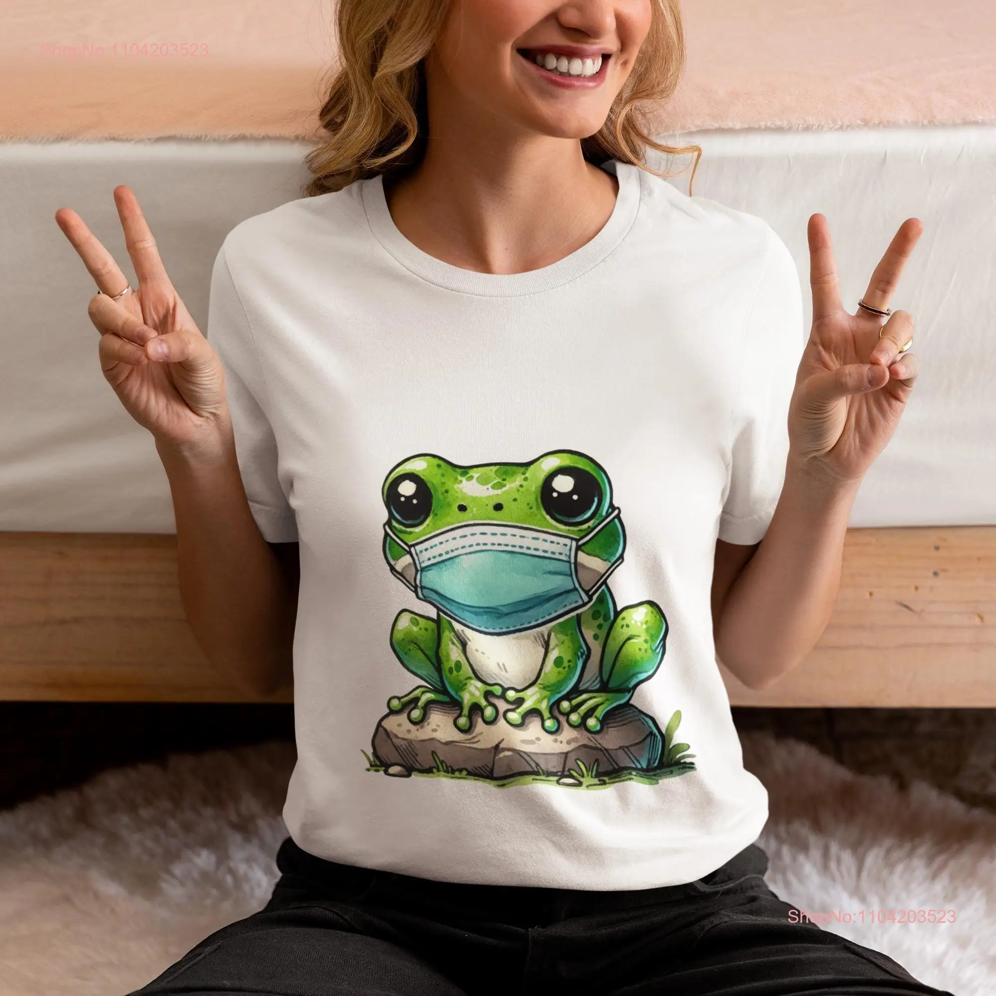 Frog Wearing a Face Mask T Shirt Cute Lover Novelty Quirky Amphibian Humor Top Nature Inspired Casual Unique