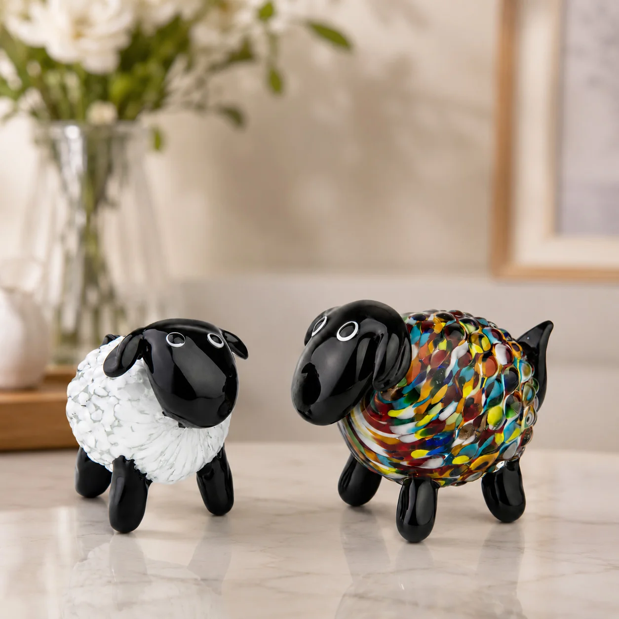 Handmade Glass Sheep Figurine Cute Lamb Animal Sculpture Colorful White Art Glass Ornament for Home Office Desktop Decor Gift