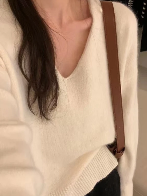 

White Soft Bear Fur Loose V-Ne Versatile Knitwear Sweater Women Base Layer Autumn Winter Loose Inner Wear Top