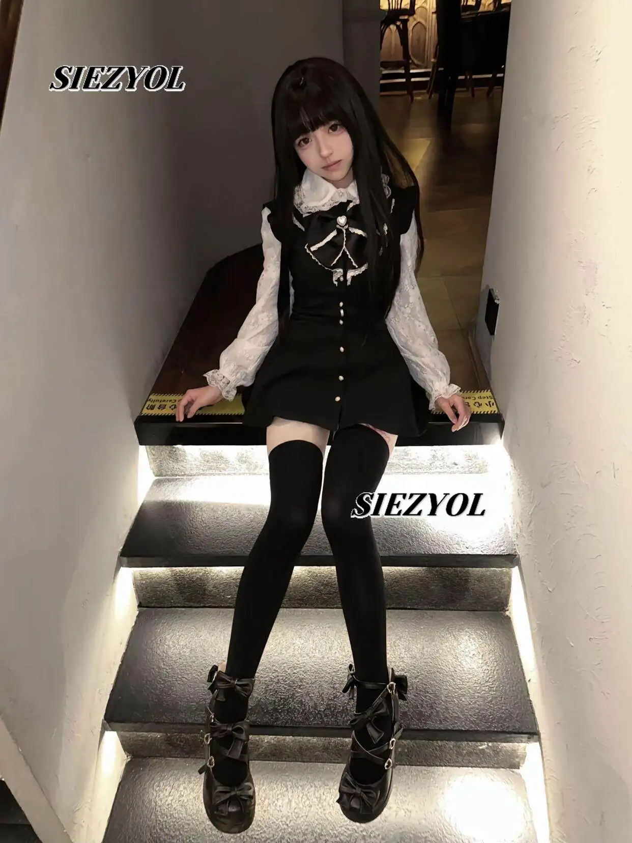 Sc Lolita Dress Set Black White Mass-production Slimming Bow Lace Japanese-style Cinched Waist Bodycon Dress and Shorts Outfits - view 2