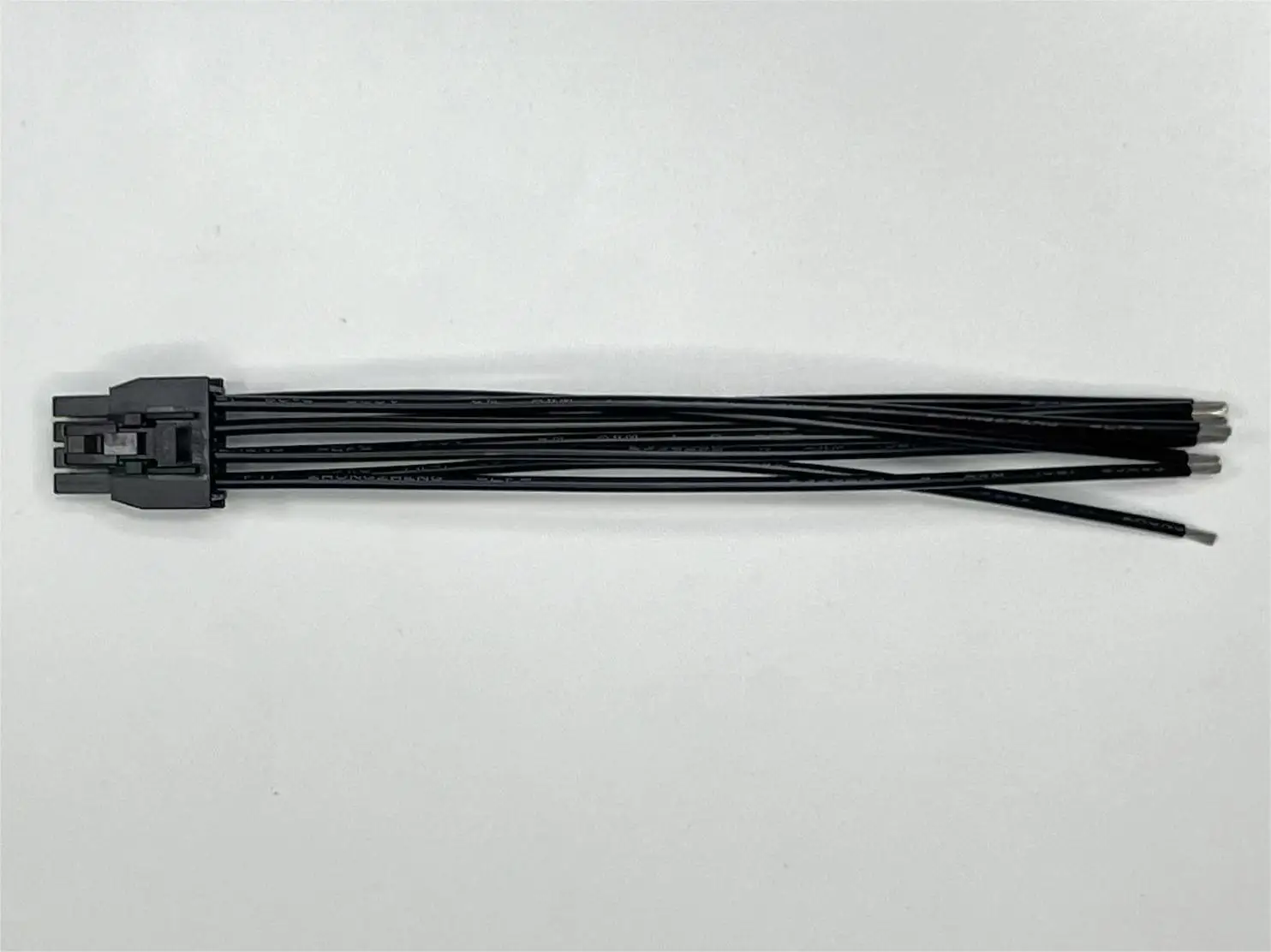 1053081208 wiązka przewodów, MOLEX Nano Fit 2.50mm Pitch OTS Cable,1053081208, 2x4p, bez TPA, pojedyncza końcówka