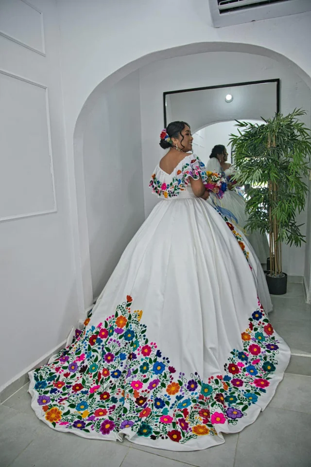 Traditional Mexican Wedding Dress Mexican Embroidered Plus Size Dress Plus Size Short Bridal Dresses Off Shoulder Traditional Mexican Wedding Dress Mexican Embroidered Plus Size Dress Plus Size Short Bridal Dresses Off Shoulder