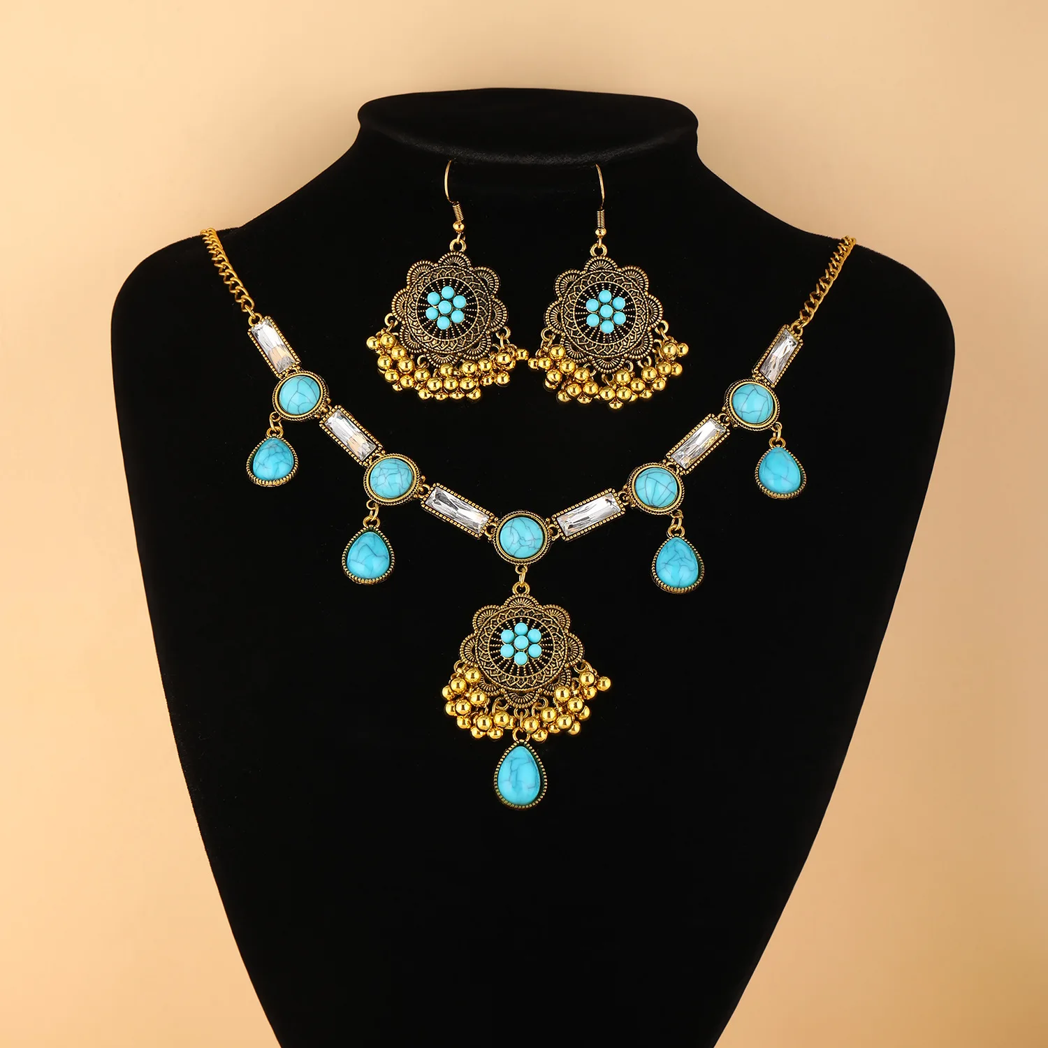 

Богемный ретро этнический комплект ювелирных изделий, хрустальные бусины, кулон с кисточкой, ожерелье, серьги, женское колье в индийском стиле, аксессуар из драгоценных камней