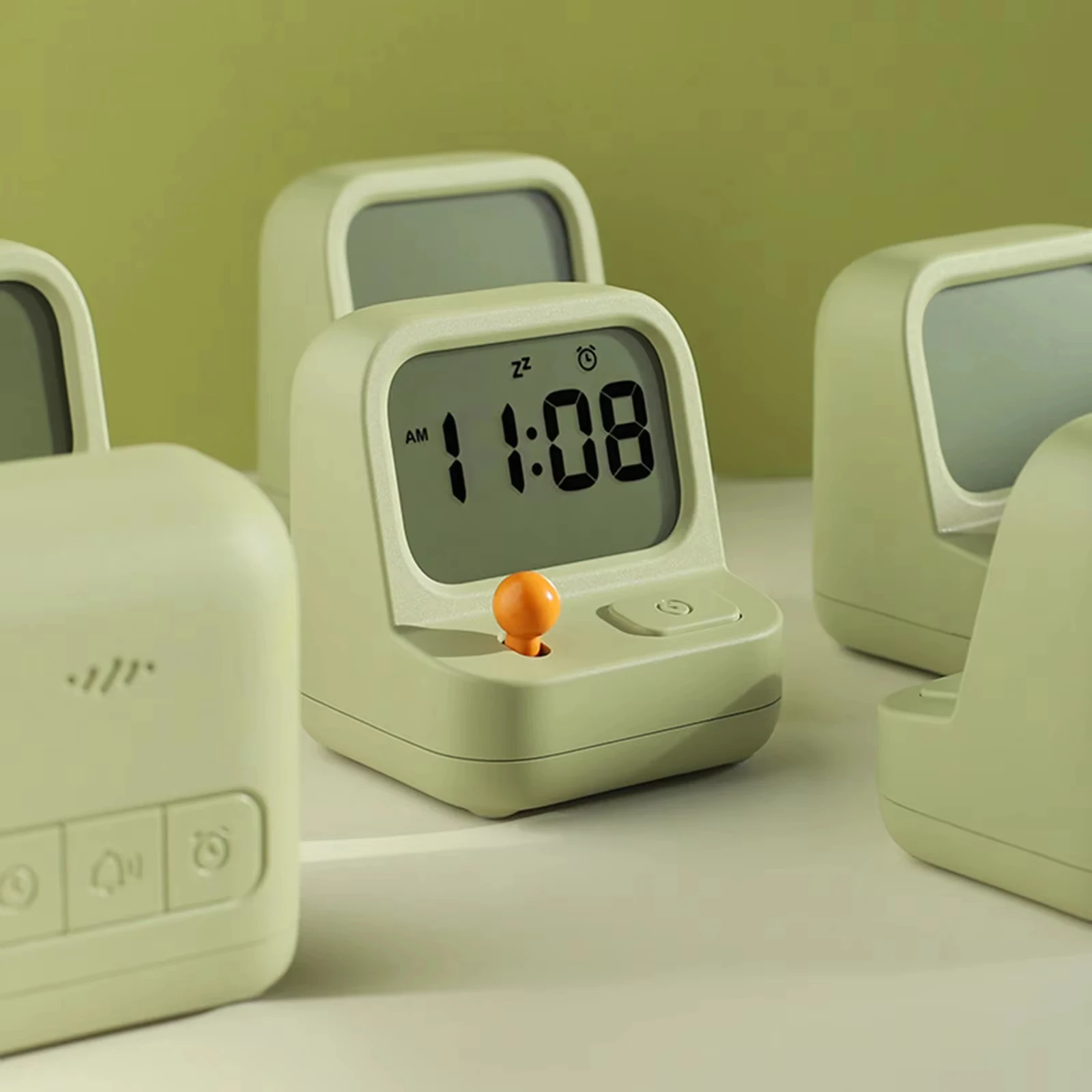 Creative Retro Mini Handheld Game Machine Alarm Clock Cute Kids Digital Clock Multi Function Countdown Snooze Desk Table Clock