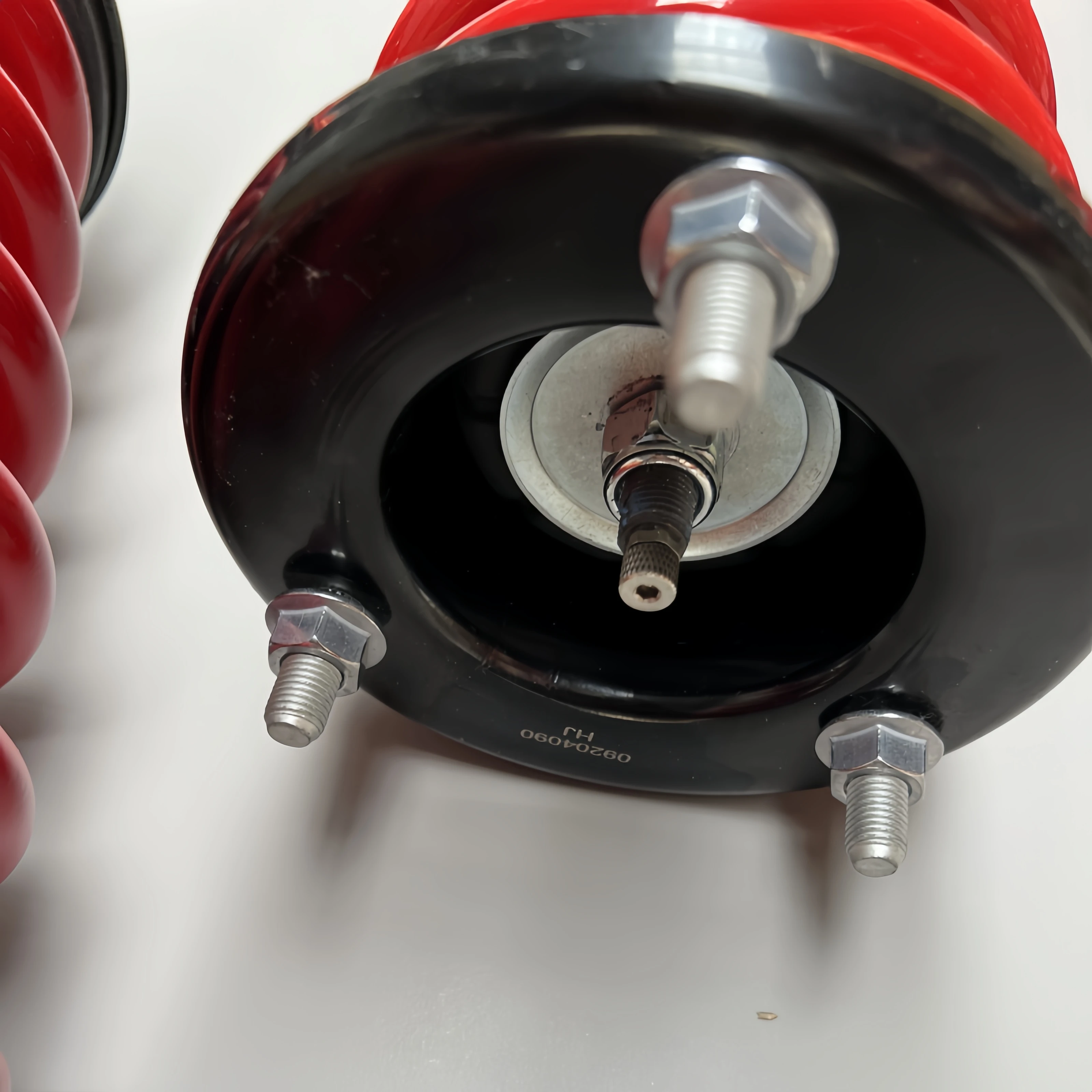 PRO version of adjustable 4X4 off-road suspension kit for PajeroV73/V93 , suitable for both urban driving and heavy off-road use