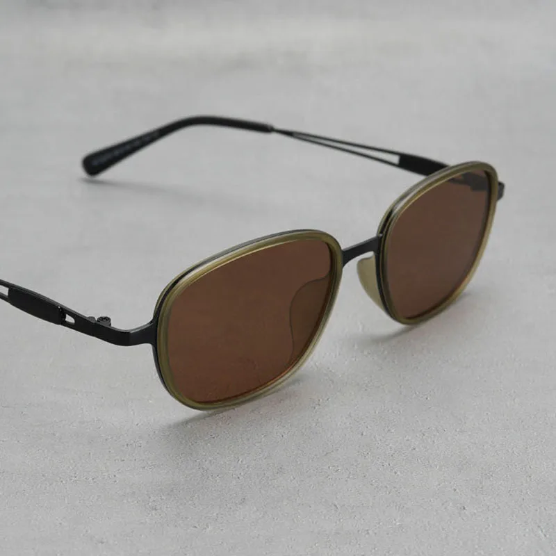 occhiali-da-sole-polarizzati-da-uomo-in-metallo-ovali-e-ultraleggeri-per-uomo-e-donna-stile-retro-e-trendy-design-di-lusso