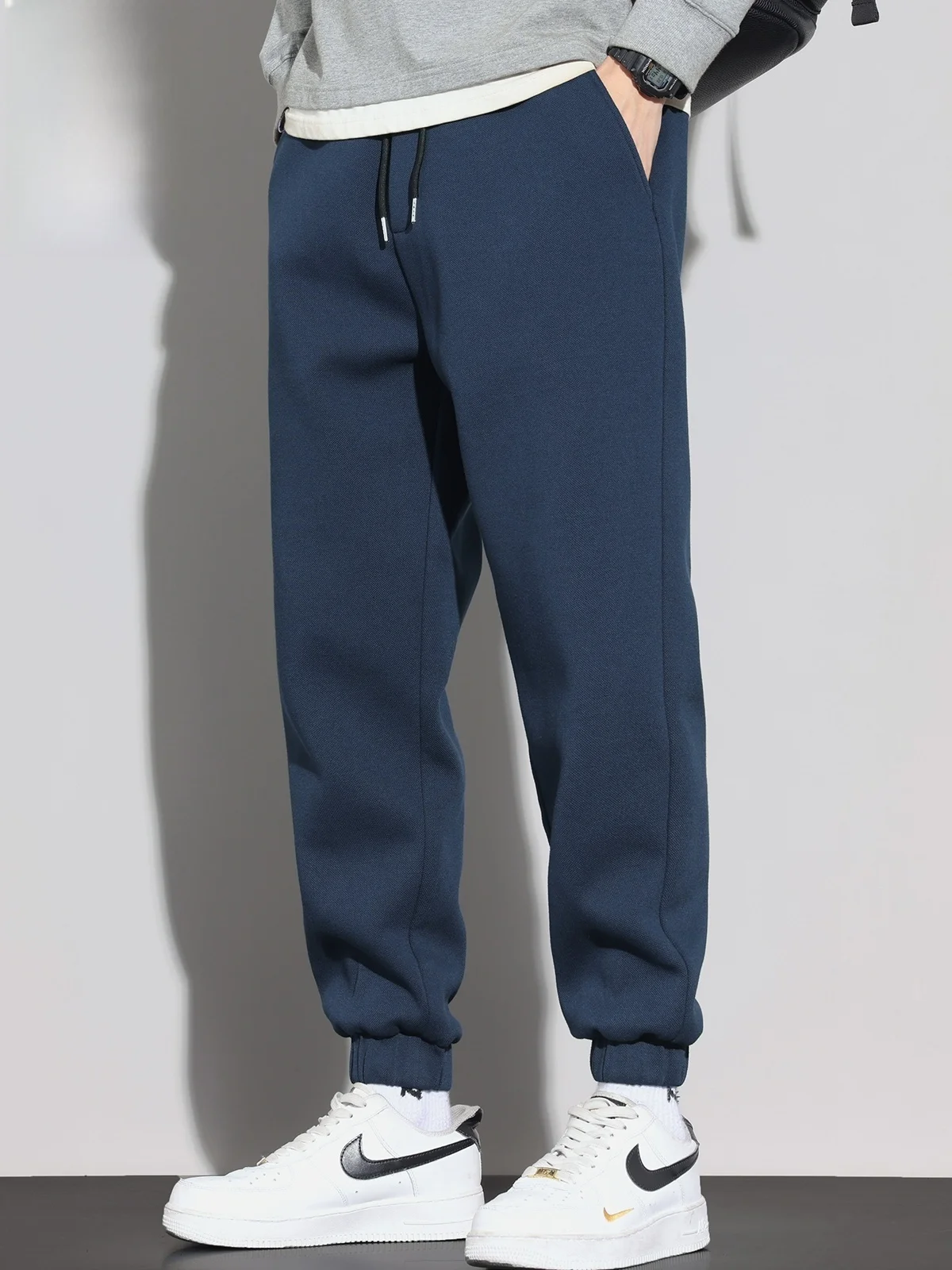 

Men's Casual Pants Spring 2026 Loose Cuffed Trendy Sports Long Trousers Comfortable Loose Fit Youthful Sle