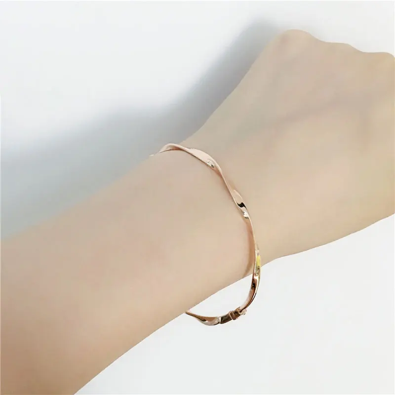 

New in 585 Purple Gold Plated 14K Rose Gold Twist Smooth Bracelet for Women Simple Charm Bangles Wedding Jewelry Accessories