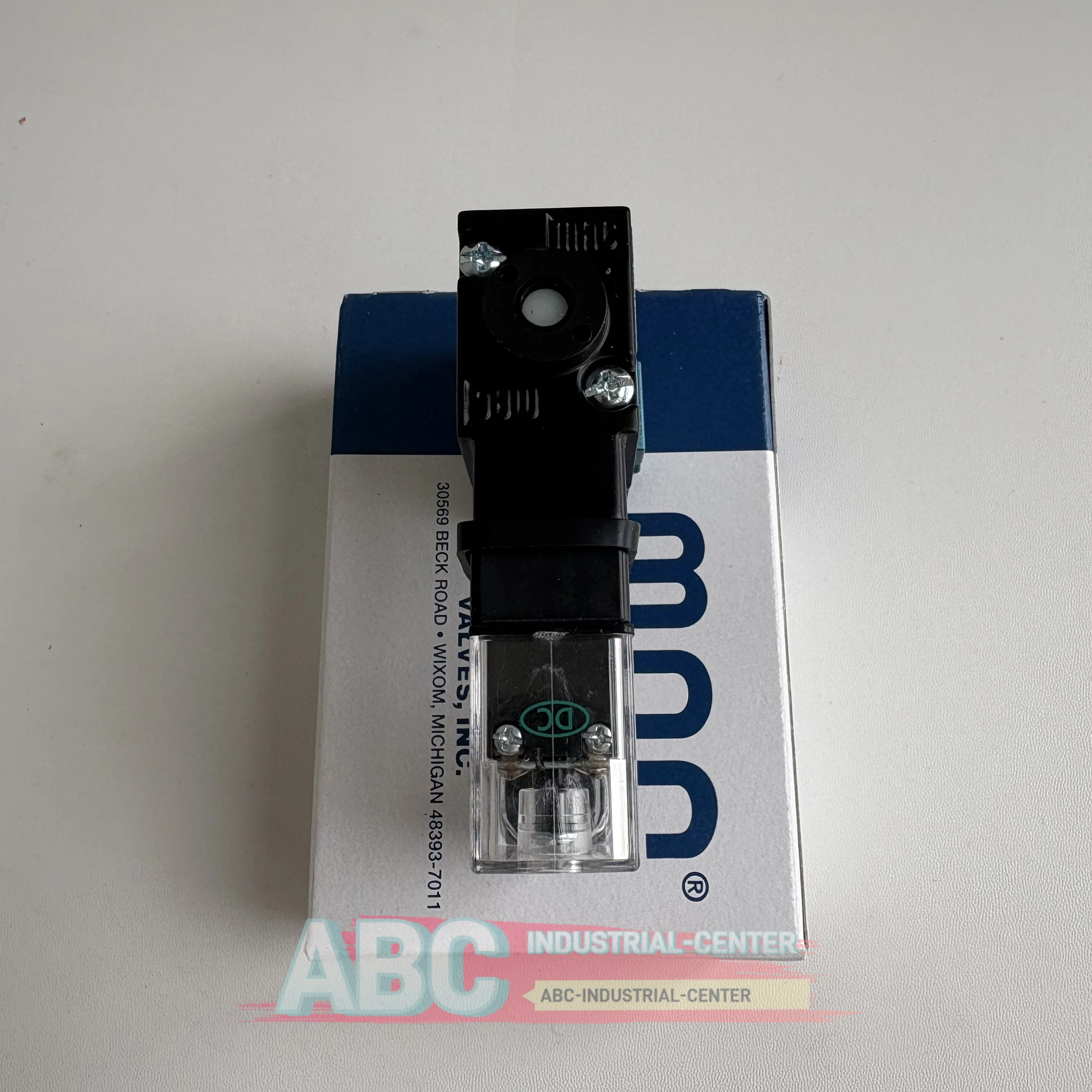 111B-611JA 111B-611JB new 111B-611JD  solenoid valve  in box