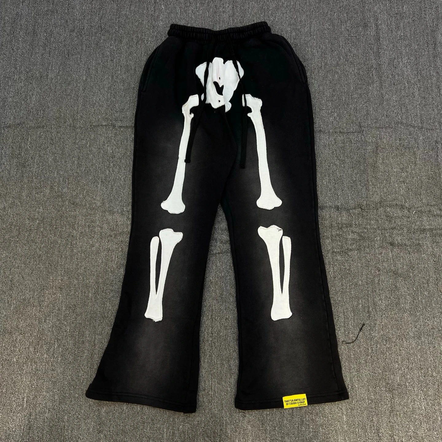 

Street Style Skeleton Skull Embroidery Long Pants Loose Fit mid Waist Youth Fashion Summer Casual Bell Bottoms for Teens