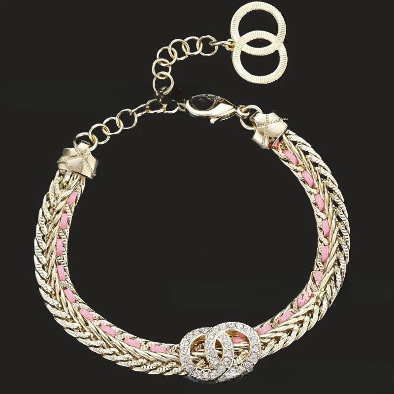 سلسلة سوار مثلثة - عتيقة أوروبية أمريكية، إكسسوار معصم أنيق متعدد الاستخدامات له