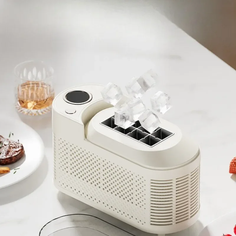 

Desktop Portable Portable Portable Ice Cube Mini Ice Maker Home Small Dormitory Car Super Small One-Person Mini Ice Cup