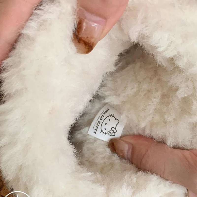 Y2K Scarpe Anime Hello Kittys Stivali da neve All'aperto Stivali da neve da donna Simpatiche scarpe di cotone calde Kawaii Inverno Stivale corto antiscivolo Regalo